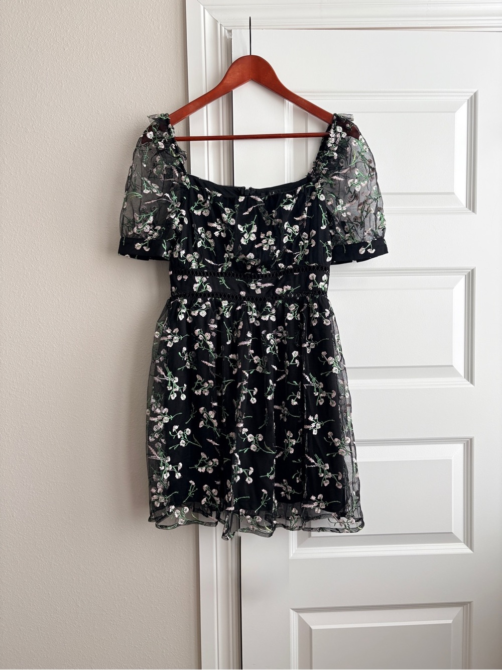 Lulus Black Floral Embroidered Mesh Puff Sleeve Dress S
